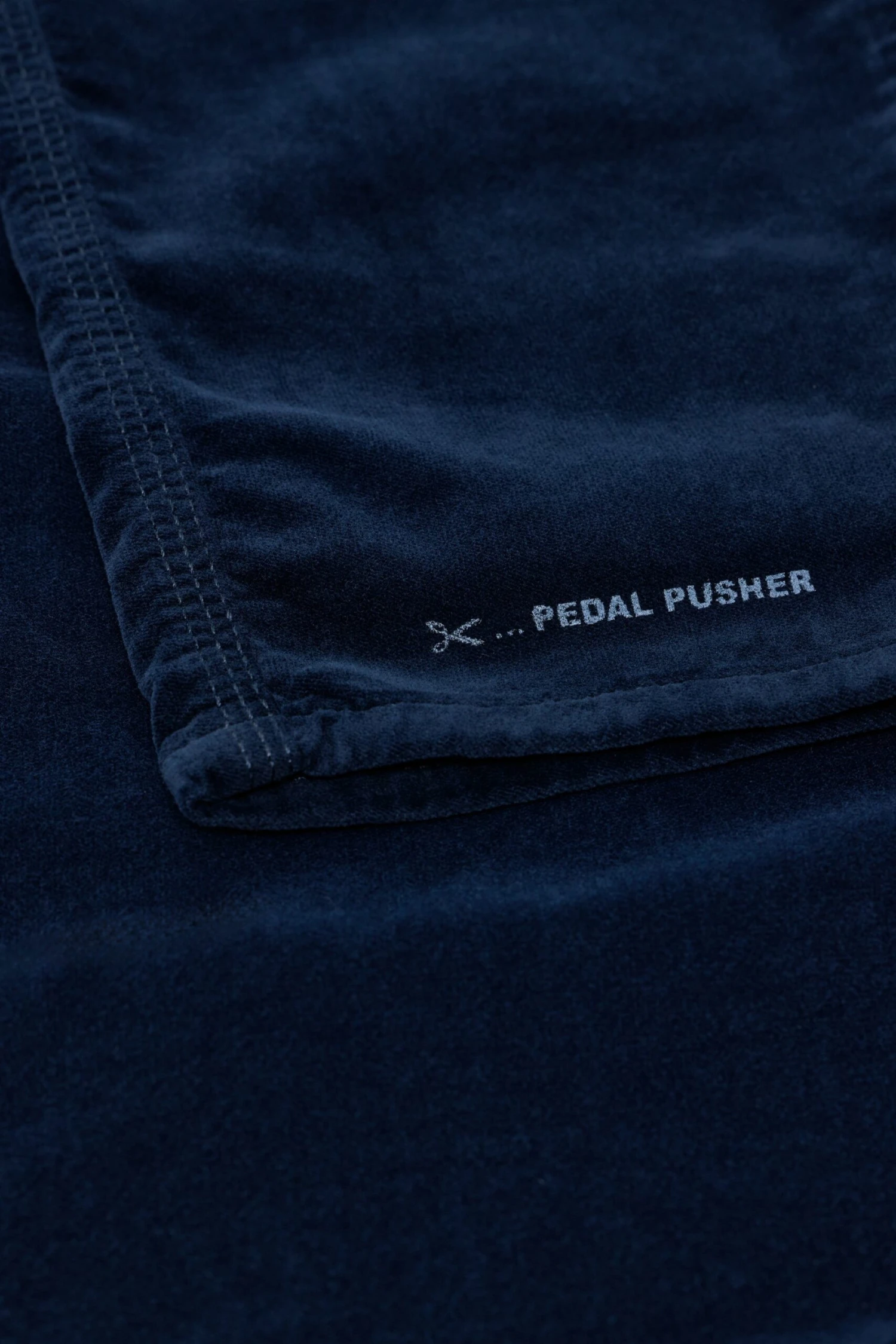 Relaxed Pants - Pedal Pusher Dark night Relaxed Pants - Pedal Pusher Dark Night -Closed Geschaft C21002 39G 30 568 3 scaled