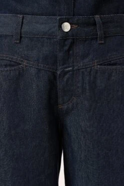 Relaxed Jeans -Lira-X Dark Blue -Closed Geschaft C21020 18Y 19 DBL 2