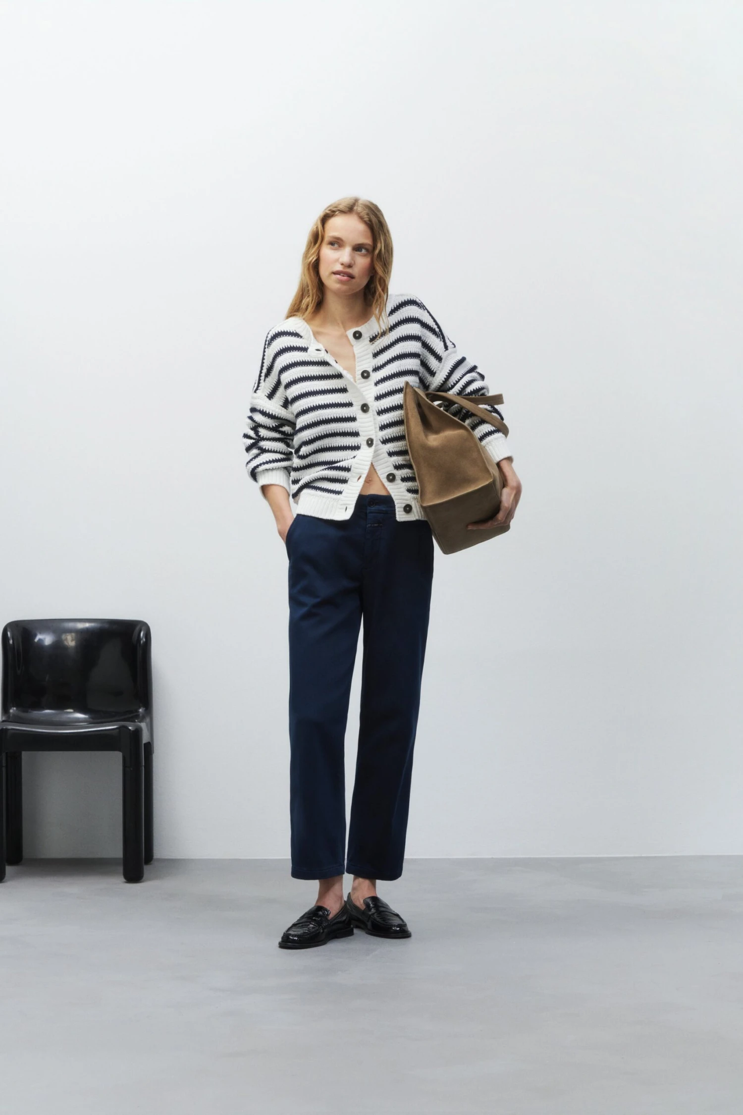 Straight Pants - Serandon Dark night Straight Pants - Serandon Dark Night -Closed Geschaft C21259 332 30 568 3 scaled