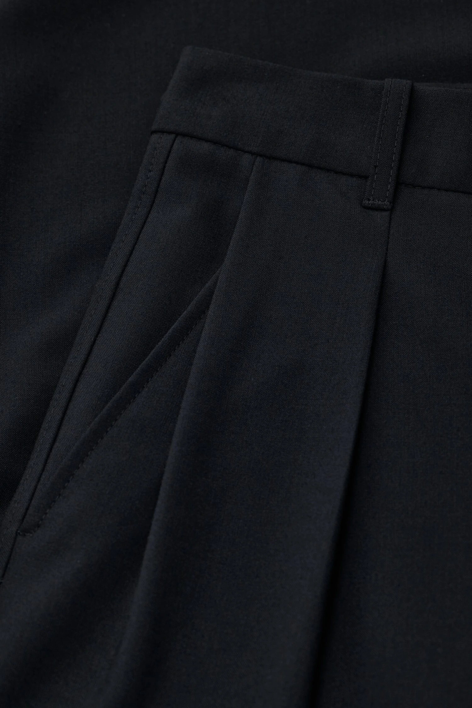 Relaxed Pants - Ruthy Black Relaxed Pants - Ruthy Black -Closed Geschaft C21291 35P 22 100 3 scaled