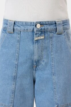 Barrel Jeans - Rhannon Light Blue 2 Barrel Jeans - Rhannon Light Blue -Closed Geschaft C21734 05A 39 LBL 2