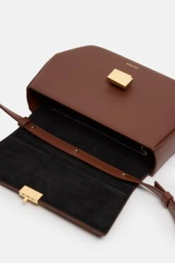 Closed Bag One Small Mahagony Brown -Closed Geschaft C90424 88H 22 773 3