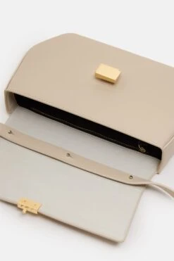 Closed Bag One Medium Shetland 3 Closed Bag One Medium Shetland -Closed Geschaft C90432 88H 22 276 3