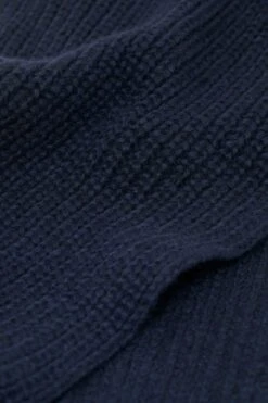 Schal Aus Alpaka-Mix-Garn Dark Night -Closed Geschaft C90808 94T 22 568 1