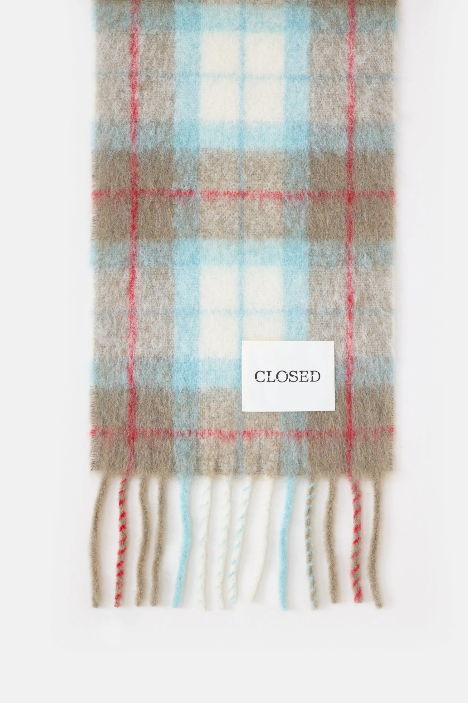 Karierter Schal aus Alpaka-Mix Clay beige Karierter Schal Aus Alpaka-Mix Clay Beige -Closed Geschaft C90823 70F 22 911 2 scaled