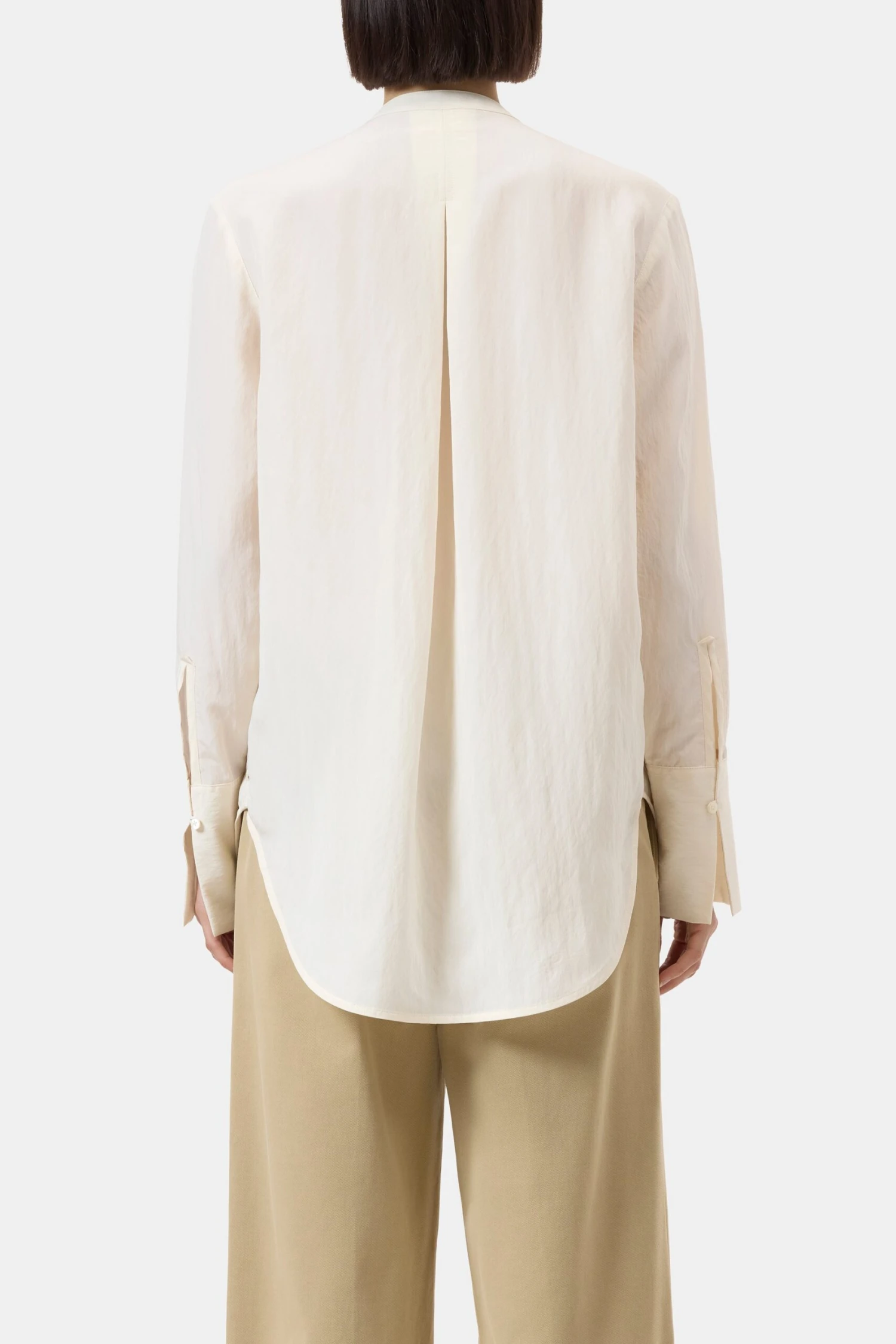 Tunika aus Viskose-Mix Ecru Tunika Aus Viskose-Mix Ecru -Closed Geschaft C94027 267 22 201 2 scaled