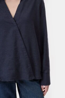 Asymmetrische Bluse Aus Baumwolle-Mix Smokey Blue 3 Asymmetrische Bluse Aus Baumwolle-Mix Smokey Blue -Closed Geschaft C94246 23M 22 506 3