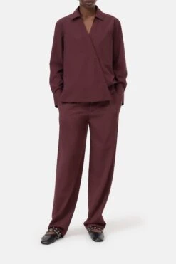 Popeline-Bluse Mit Diagonaler Knopfleiste Dark Raisin Red