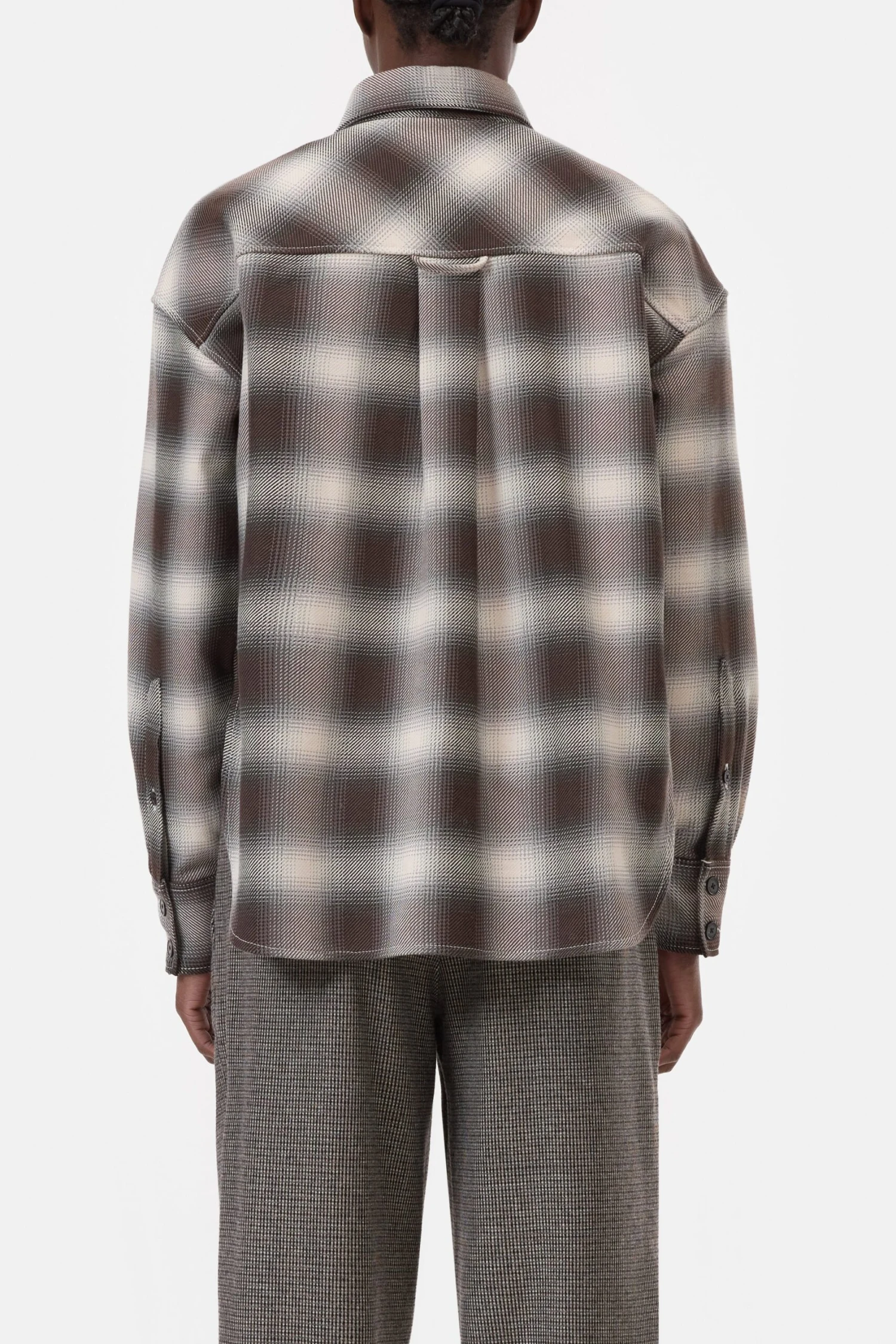 Oversized Bluse mit Karomuster Dark raisin red Oversized Bluse Mit Karomuster Dark Raisin Red -Closed Geschaft C94644 21J 22 856 2 scaled