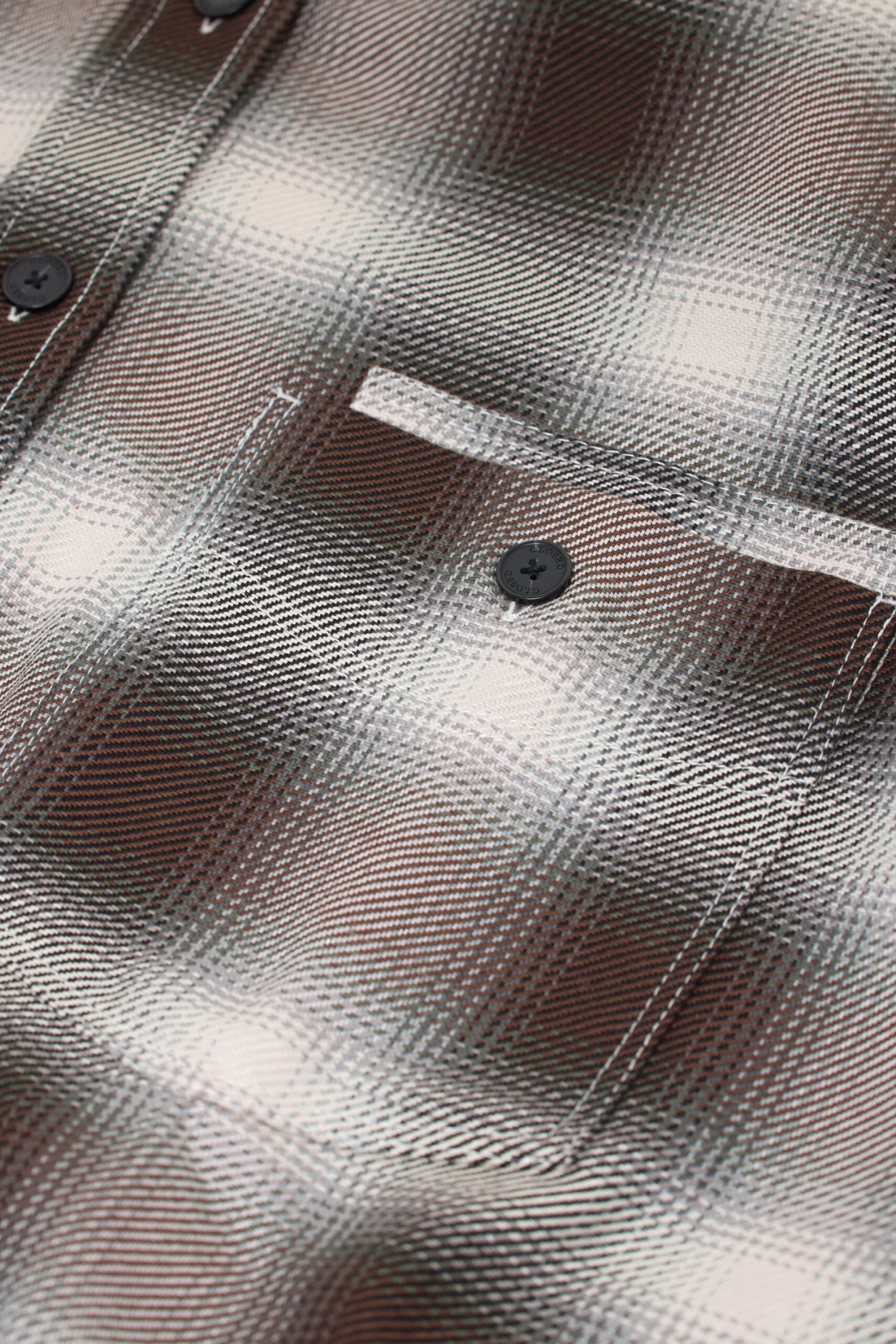 Oversized Bluse mit Karomuster Dark raisin red Oversized Bluse Mit Karomuster Dark Raisin Red -Closed Geschaft C94644 21J 22 856 7 scaled