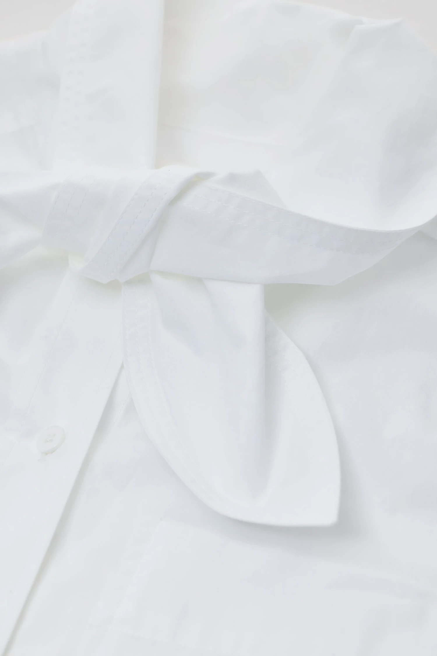 Schalbluse aus Baumwoll-Popeline White Schalbluse Aus Baumwoll-Popeline White -Closed Geschaft C94789 252 22 200 5 scaled