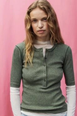 Kurzarmshirt Aus Baumwolle Forest Green 5 Kurzarmshirt Aus Baumwolle Forest Green -Closed Geschaft C95084 425 22 681 5