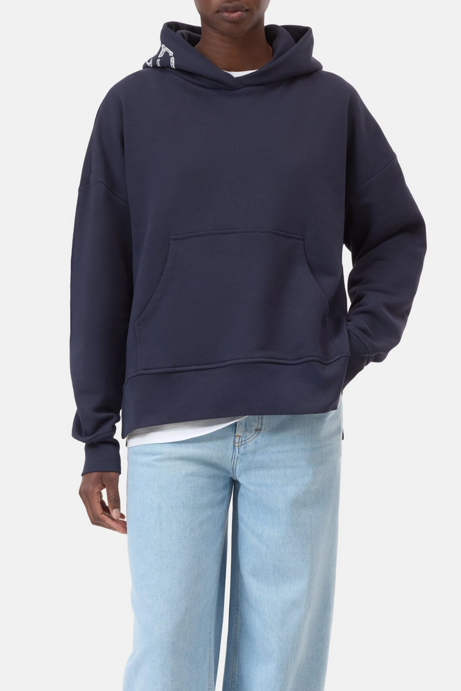 Hoodie aus Bio-Baumwolle Dark night Hoodie Aus Bio-Baumwolle Dark Night -Closed Geschaft C95358 472 EM 568 1 scaled