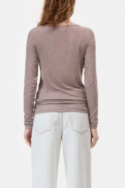 Geripptes Longsleeve Aus Modal-Kaschmir-Mix Clay Beige 2 Geripptes Longsleeve Aus Modal-Kaschmir-Mix Clay Beige -Closed Geschaft C95366 42S 22 911 2