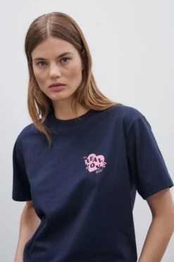 T-shirt “It's Real Love, Baby!” Dark Night -Closed Geschaft C95513 44H PR 568 4