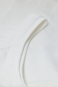 Racer Top Aus Baumwoll-Mix Ivory -Closed Geschaft C95568 42T EM 218 5