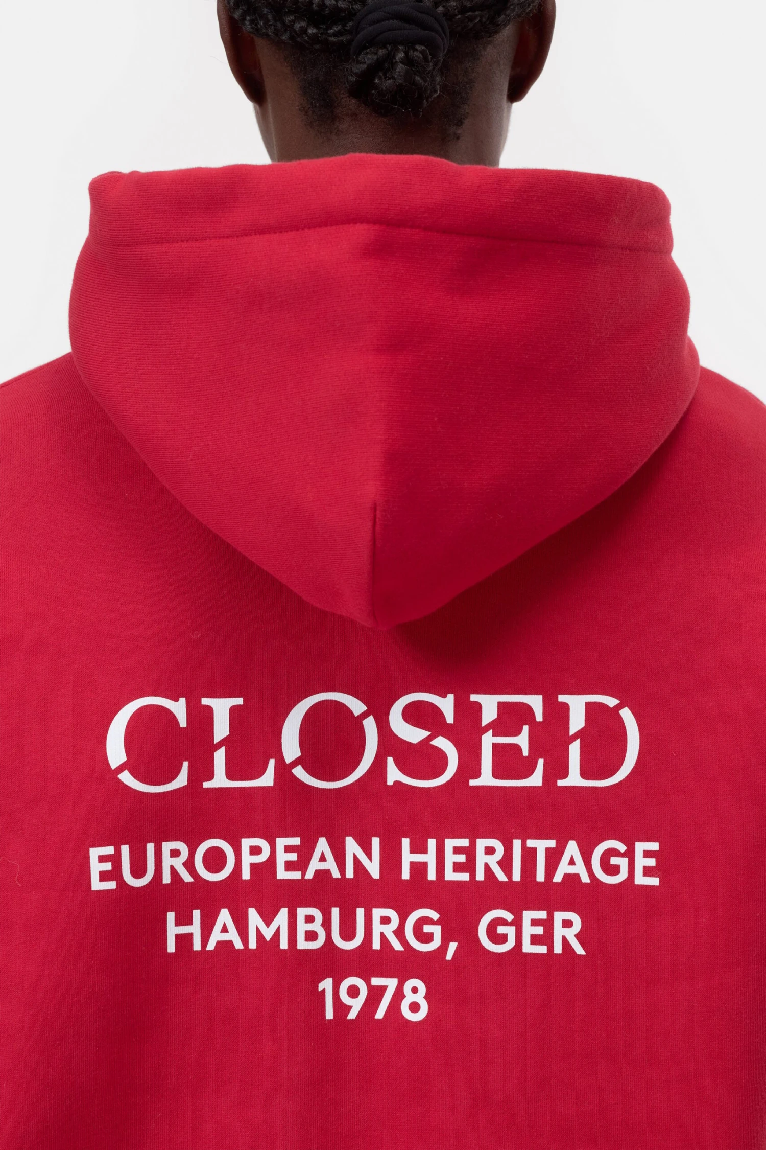 Hoodie aus Bio-Baumwolle Rose red Hoodie Aus Bio-Baumwolle Rose Red -Closed Geschaft C95922 472 PR 308 4 scaled