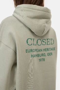 Hoodie Aus Bio-Baumwolle Lichen Green 3 Hoodie Aus Bio-Baumwolle Lichen Green -Closed Geschaft C95922 472 PR 608 3