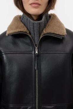 Wendbare Lammfell-Jacke Black -Closed Geschaft C97069 8CM 22 100 3