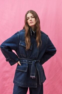 Kurzer Denim-Trenchcoat Dark Blue 6 Kurzer Denim-Trenchcoat Dark Blue -Closed Geschaft C97764 16L 28 DBL 6