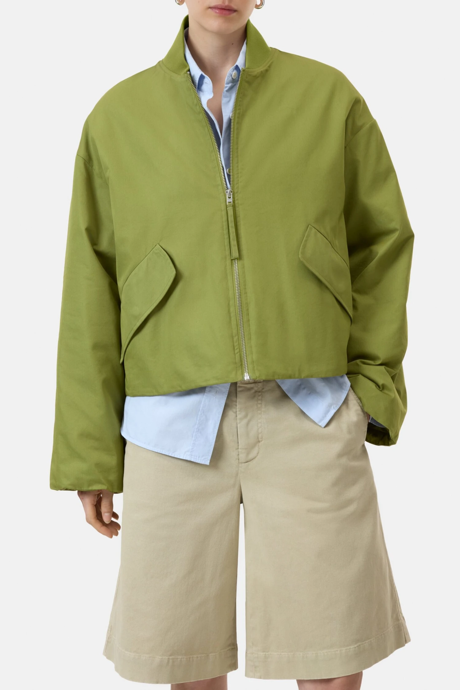 Bomber aus Baumwoll-Mix Pistachio green Bomber Aus Baumwoll-Mix Pistachio Green -Closed Geschaft C97853 60L 22 695 1 scaled