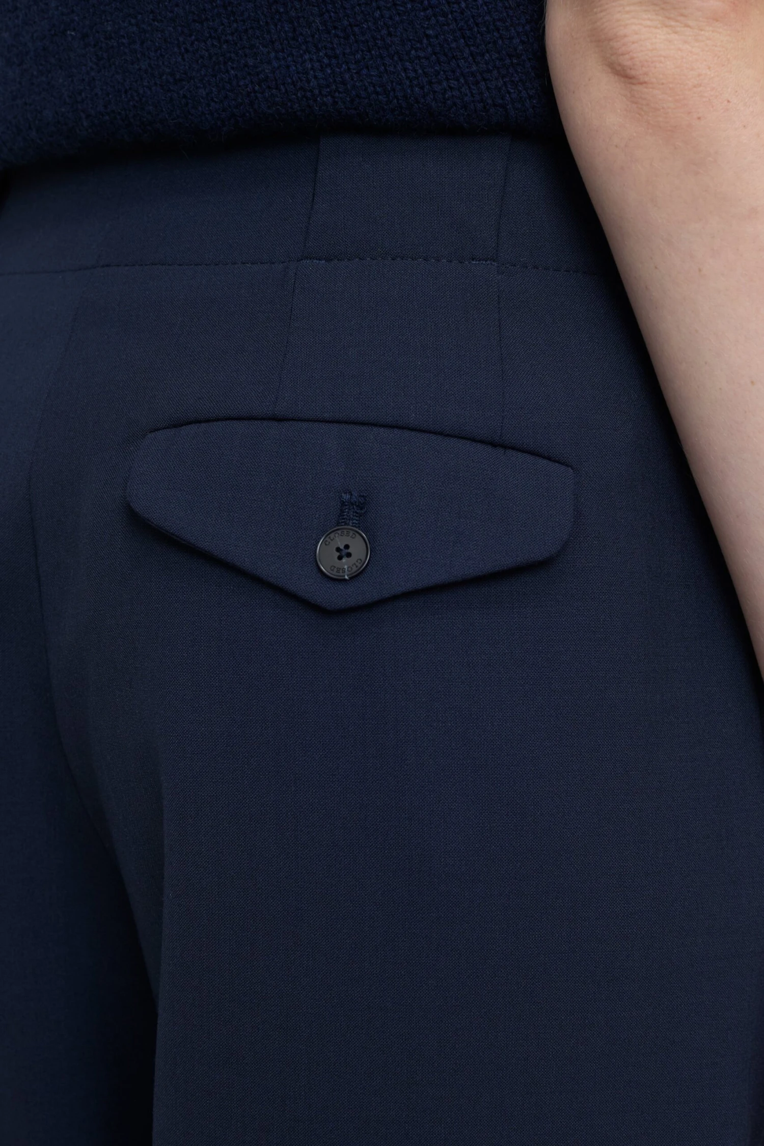 Relaxed Pants - Style Name Mawson Dark night Relaxed Pants - Style Name Mawson Dark Night -Closed Geschaft CYY308 35P 22 568 3 scaled