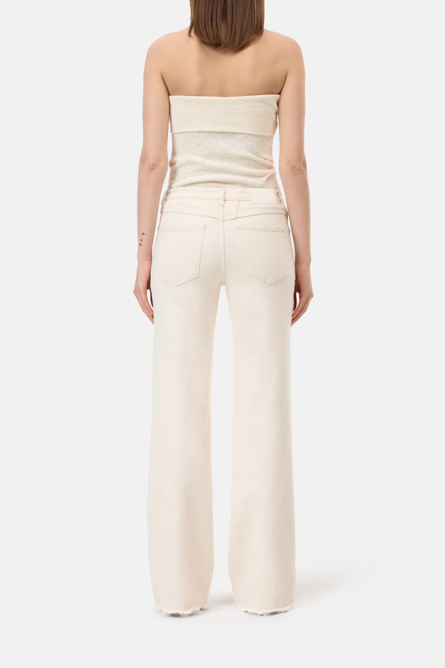 Wide Jeans - Gillan Ivory Wide Jeans - Gillan Ivory -Closed Geschaft CYY564 01W HM 218 1 scaled